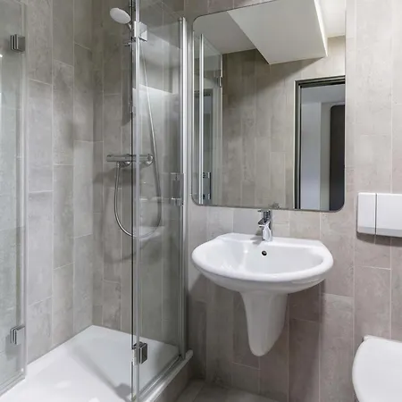 Szálloda B&B Hotel Eschweiler 3*
