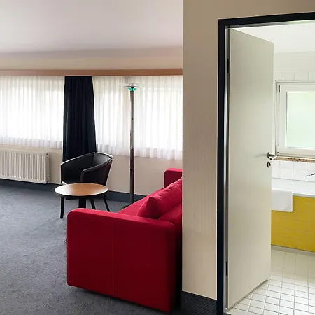 호텔 B&B Hotel Eschweiler 3*