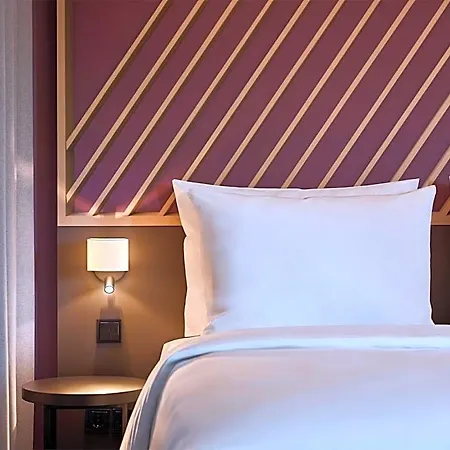 Szálloda B&B Hotel Eschweiler 3*