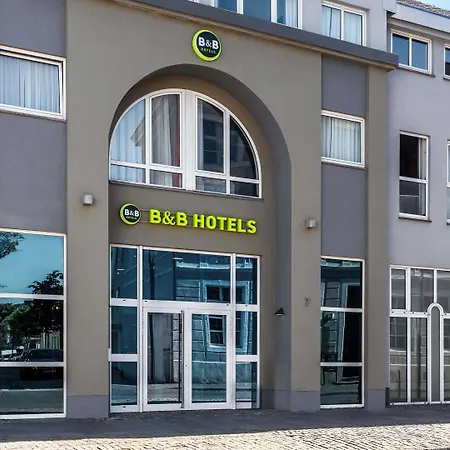 B&B Hotel Eschweiler 호텔
