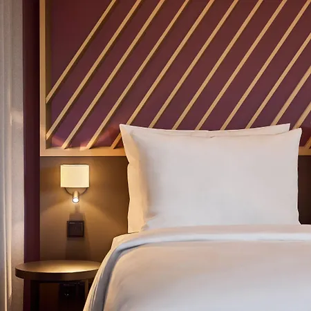 호텔 B&B Hotel Eschweiler 3*